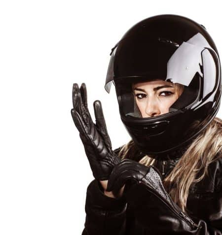 Pourquoi porter des gants moto chauffants